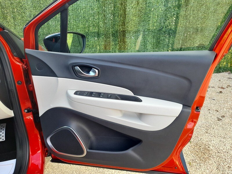 Used Renault Captur 2018 for sale - 78177544: Photo 22