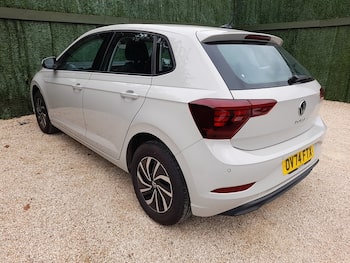 Used Volkswagen Polo 2024 for sale - 79814142: Photo