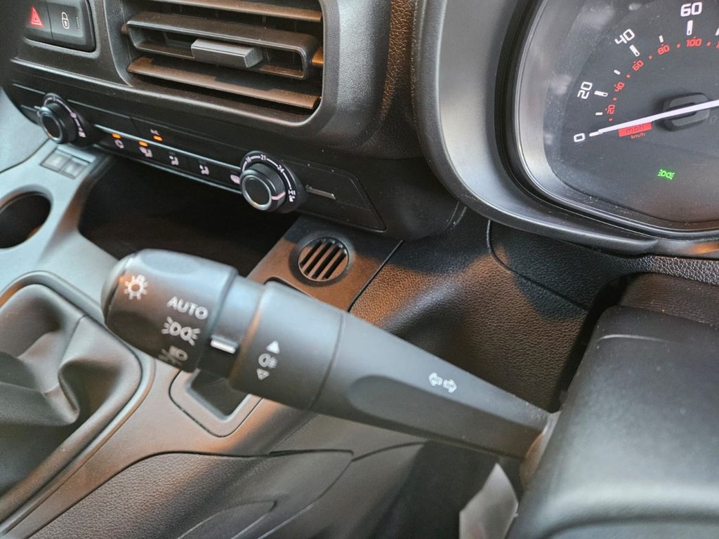 Used Toyota ProAce 2021 for sale - 76962242: Photo 16