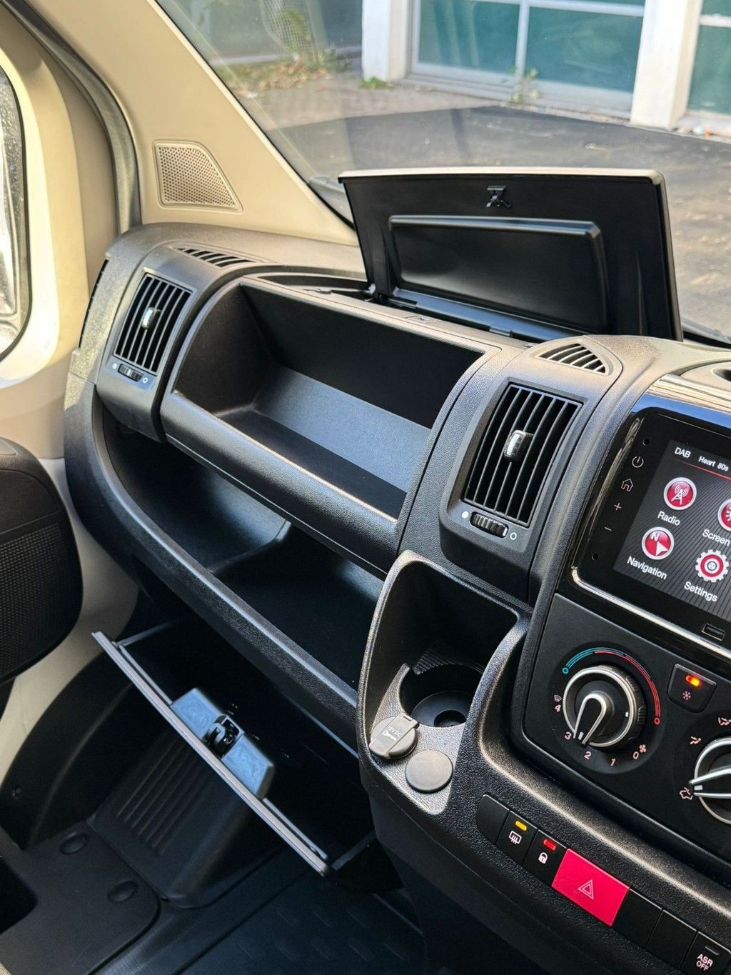 Used Peugeot Boxer 2023 for sale - 76962151: Photo 28