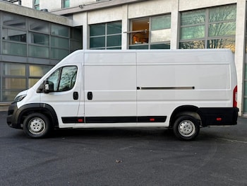 Used Peugeot Boxer 2023 for sale - 76962146: Photo