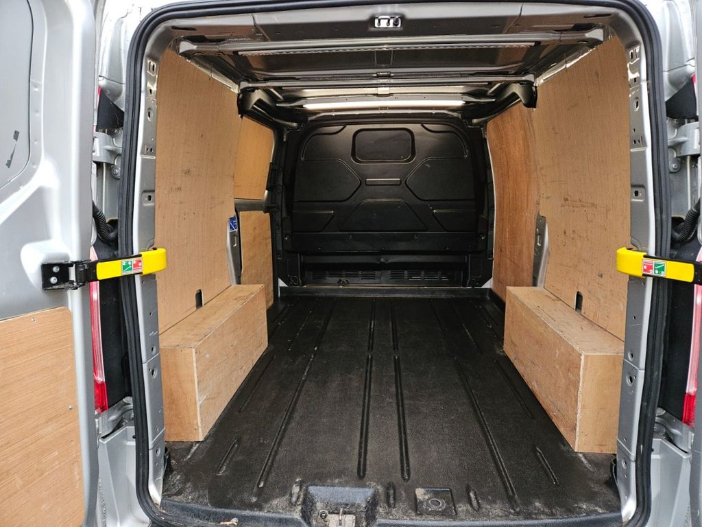 Used Ford Transit Custom 2023 for sale - 76962259: Photo 9