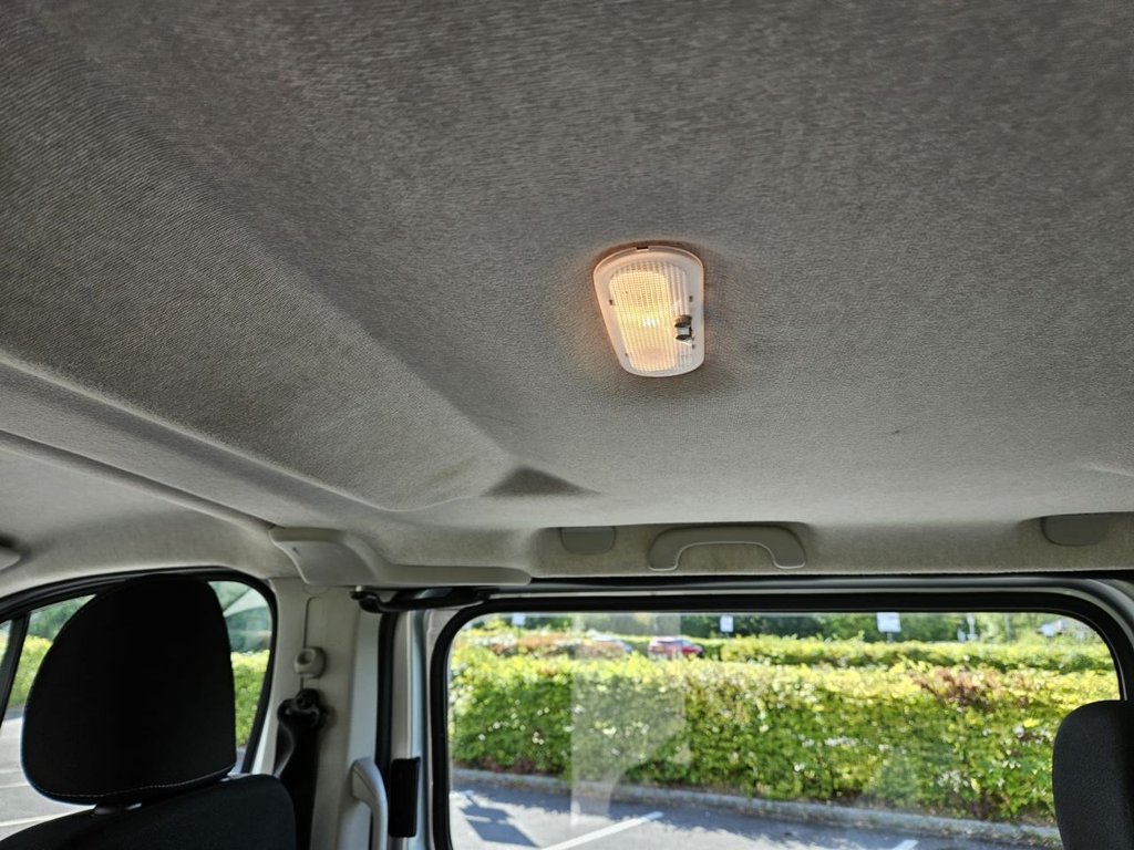 Used Vauxhall Vivaro 2019 for sale - 76333400: Photo 16