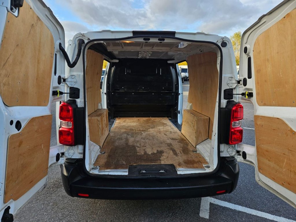 Used Vauxhall Vivaro 2021 for sale - 76962284: Photo 10