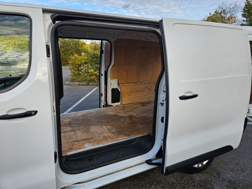 Used Vauxhall Vivaro 2021 for sale - 76962284: Photo 11
