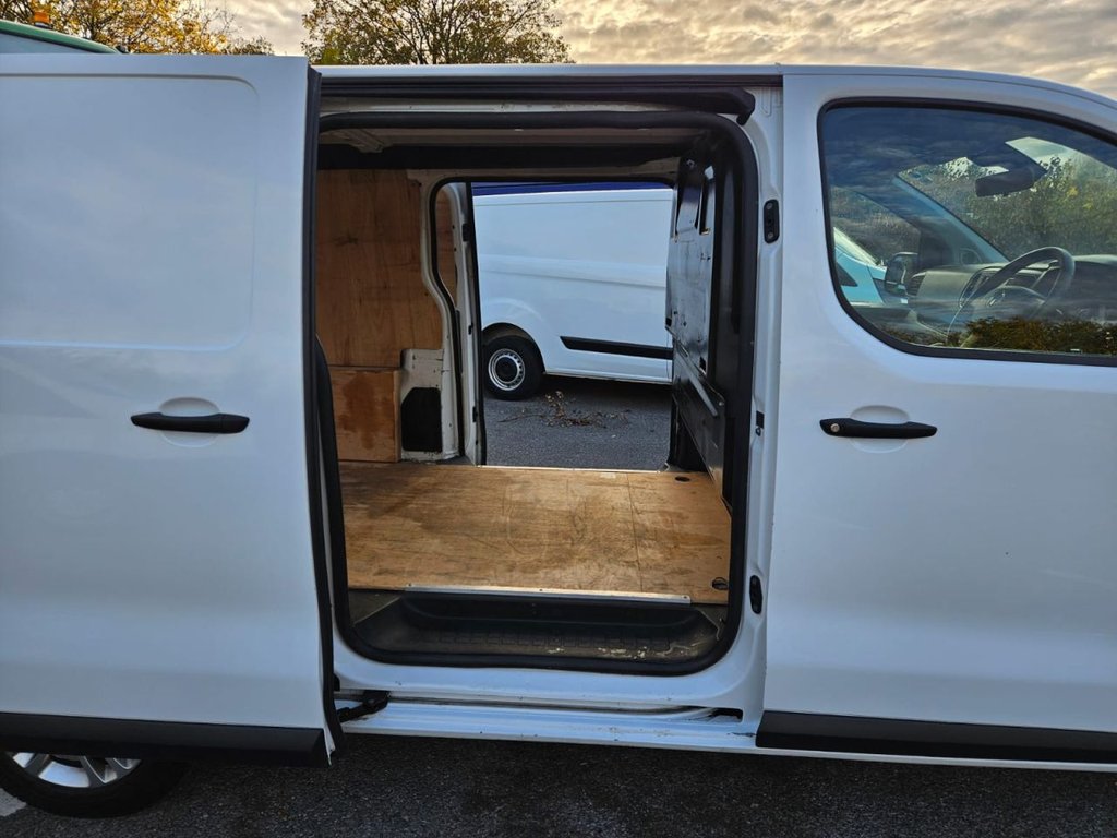 Used Vauxhall Vivaro 2021 for sale - 76962284: Photo 9