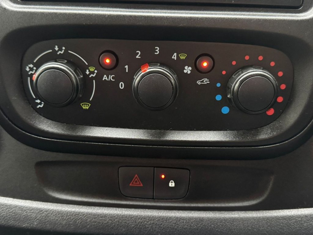 Used Renault Trafic 2018 for sale - 77188801: Photo 19