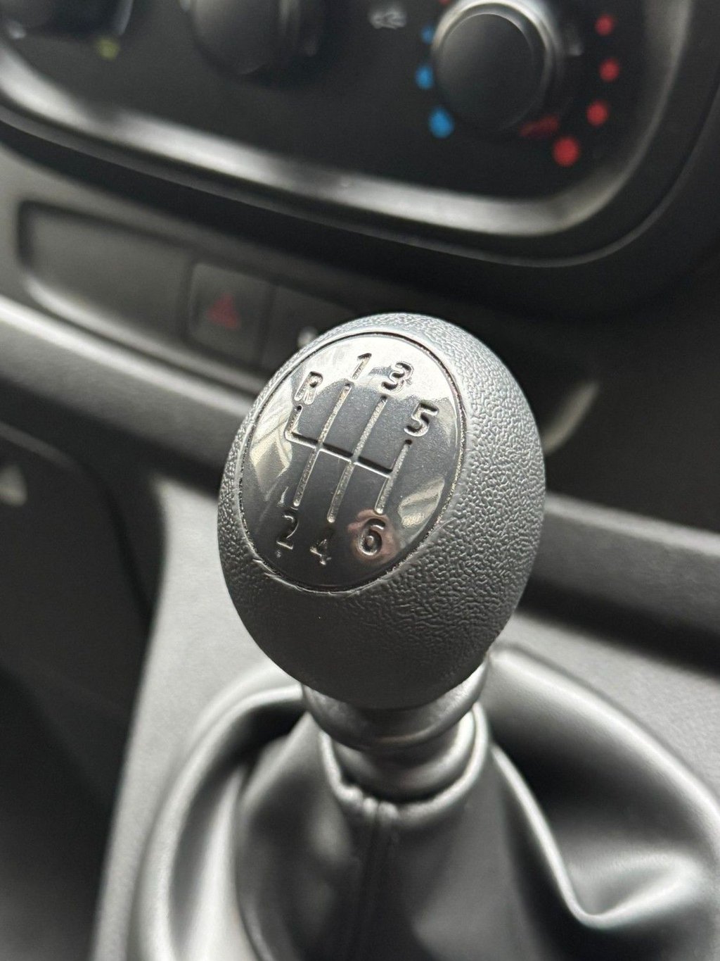 Used Renault Trafic 2018 for sale - 77188801: Photo 27