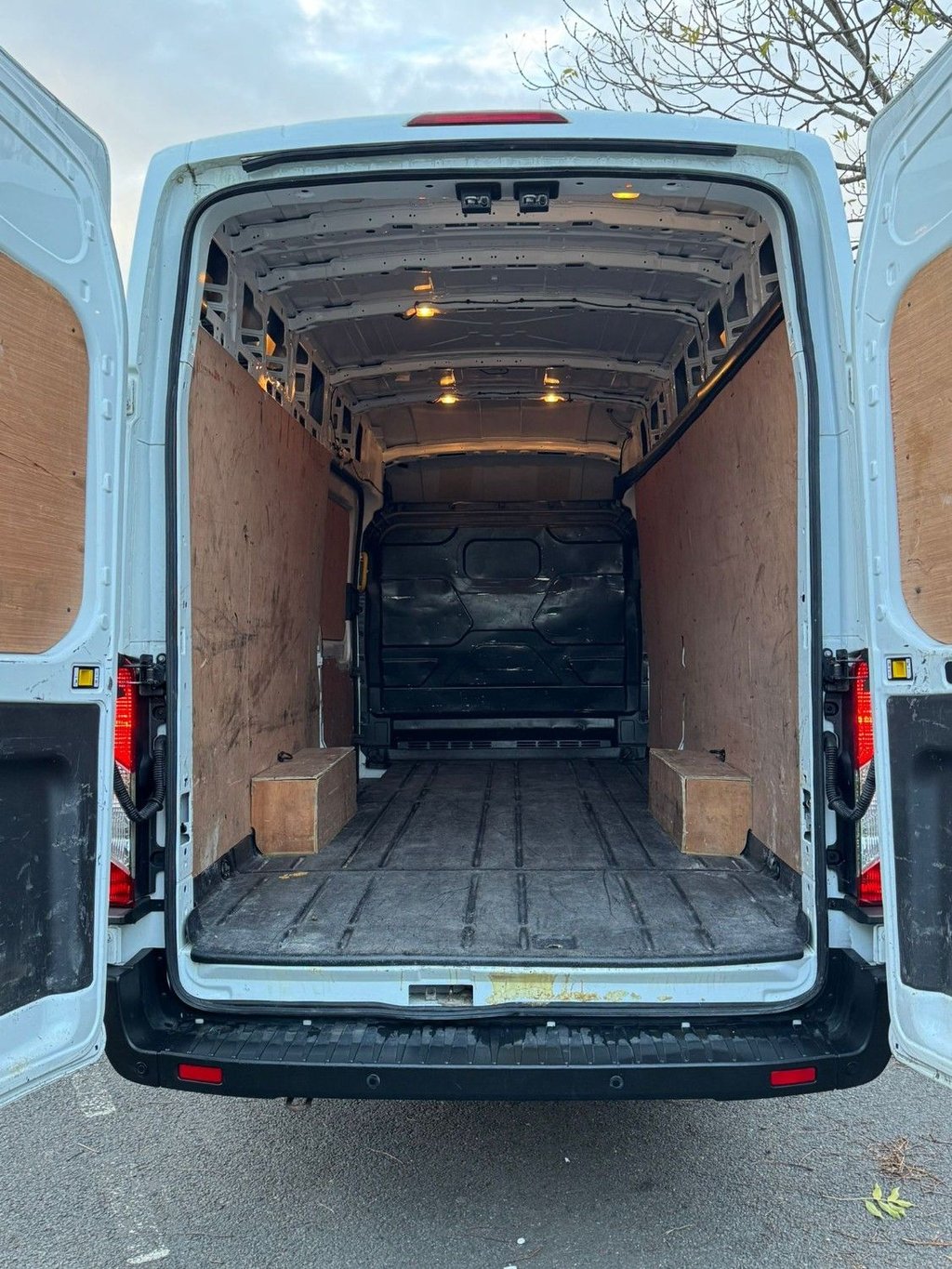 Used Ford Transit 2022 for sale - 76962129: Photo 11