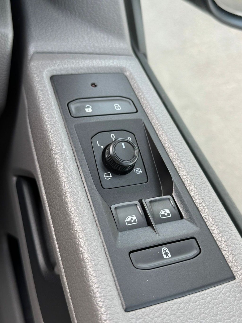 Used Volkswagen Transporter 2024 for sale - 76962335: Photo 20