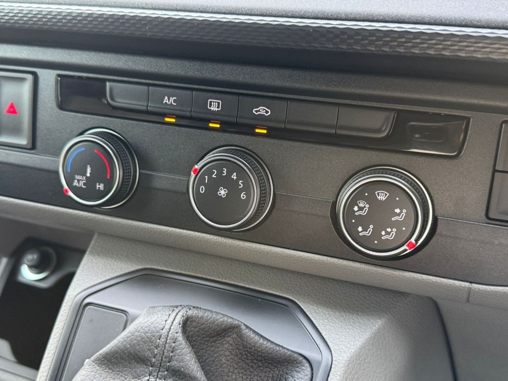 Used Volkswagen Transporter 2024 for sale - 76962335: Photo 23