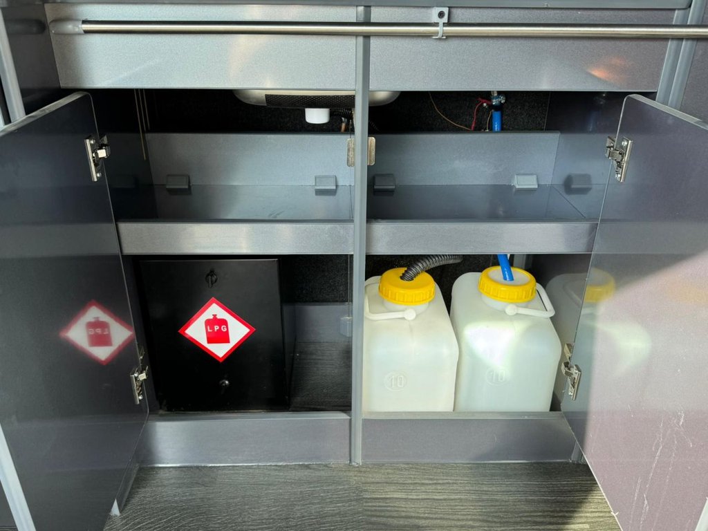 Used Volkswagen Transporter 2024 for sale - 76962335: Photo 50