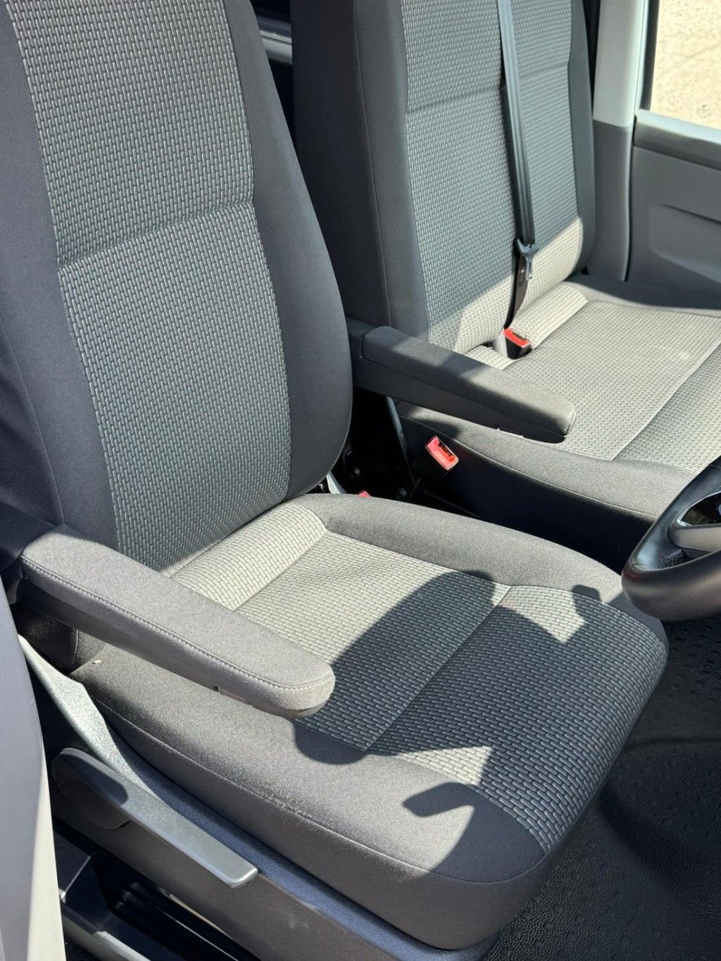 Used Volkswagen Transporter 2023 for sale - 76962315: Photo 23