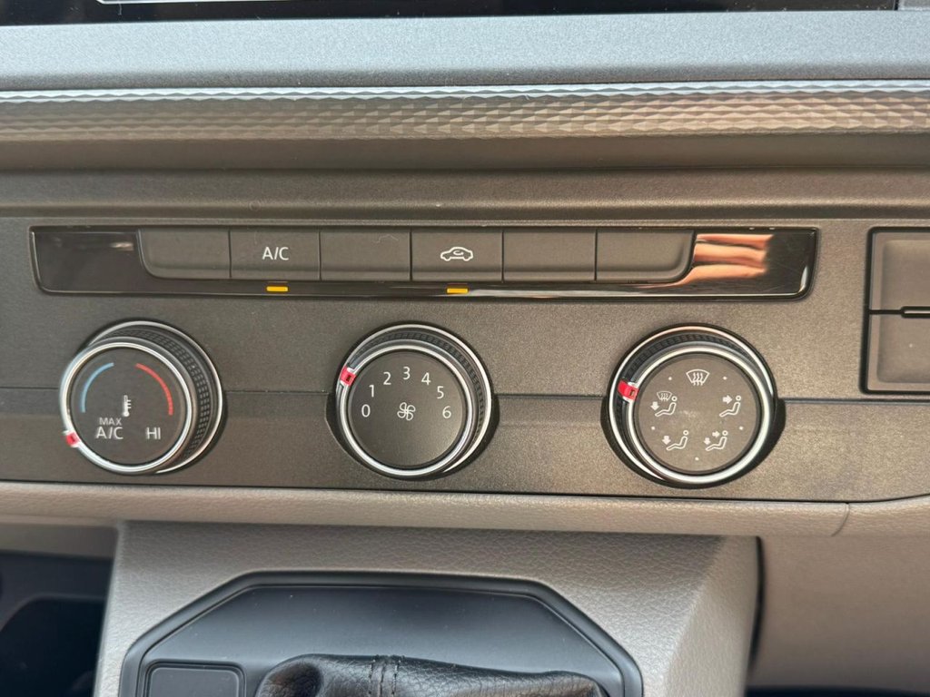 Used Volkswagen Transporter 2023 for sale - 76962315: Photo 36