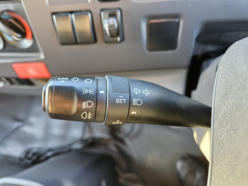 Used Isuzu Forward 2018 for sale - 76962237: Photo 11