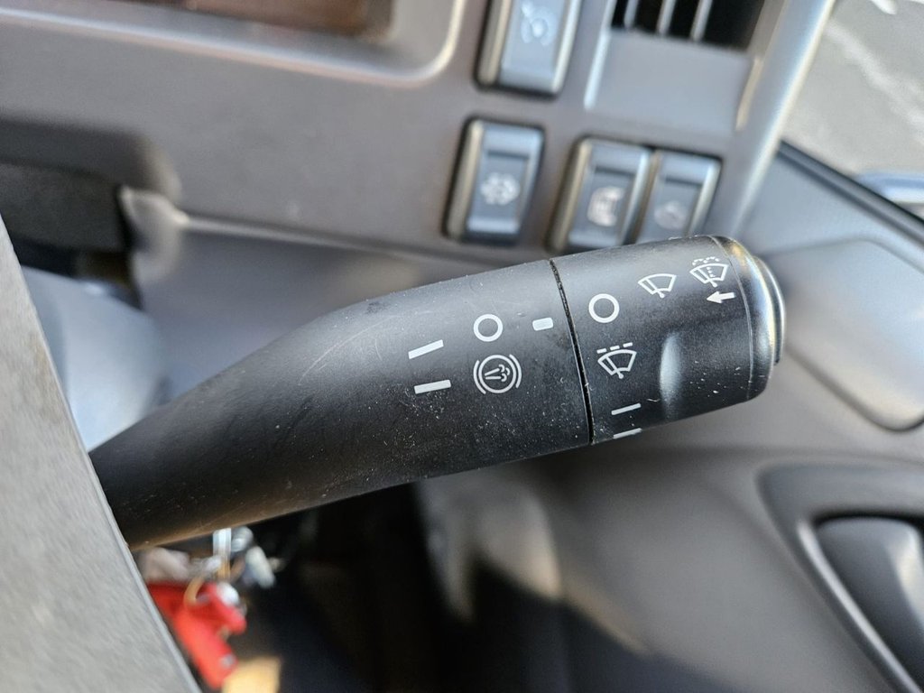 Used Isuzu Forward 2018 for sale - 76962237: Photo 12