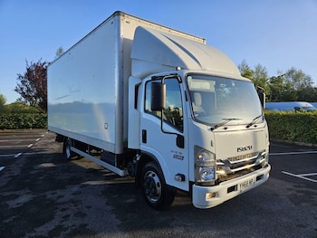 Used Isuzu Forward 2018 for sale - 76962237: Photo