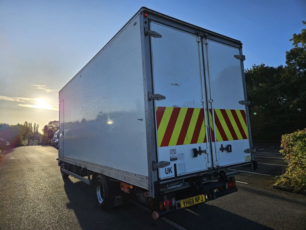 Used Isuzu Forward 2018 for sale - 76962237: Photo 30