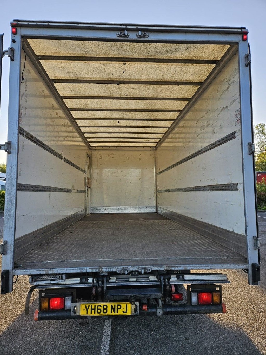 Used Isuzu Forward 2018 for sale - 76962237: Photo 44