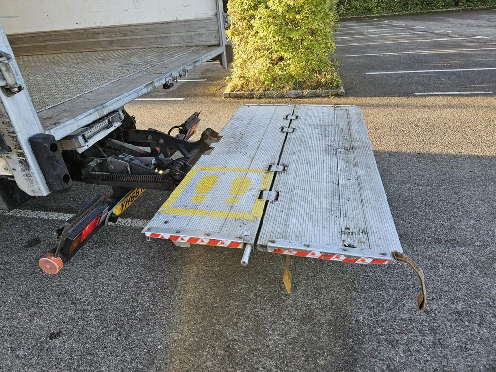 Used Isuzu Forward 2018 for sale - 76962237: Photo 46