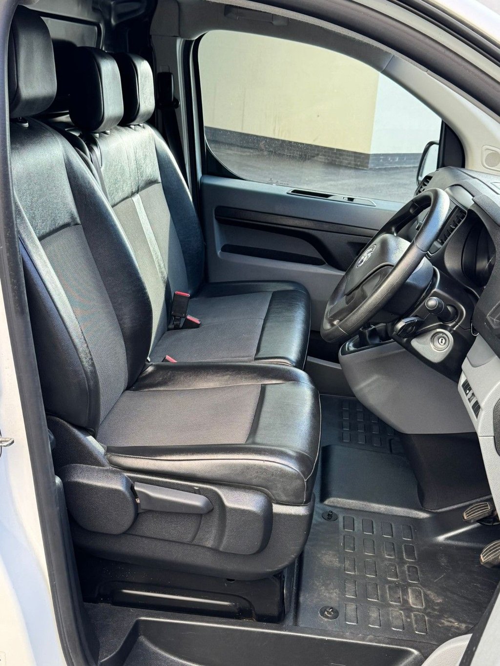 Used Vauxhall Vivaro 2021 for sale - 76962257: Photo 11