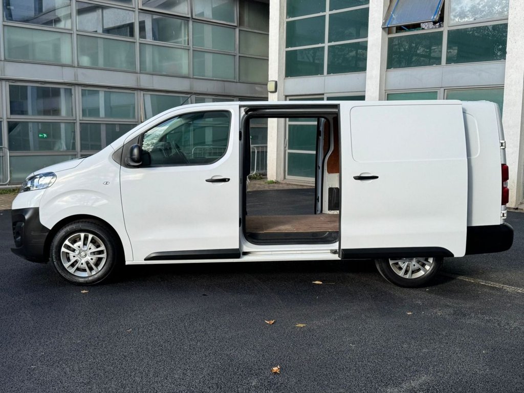 Used Vauxhall Vivaro 2021 for sale - 76962257: Photo 5