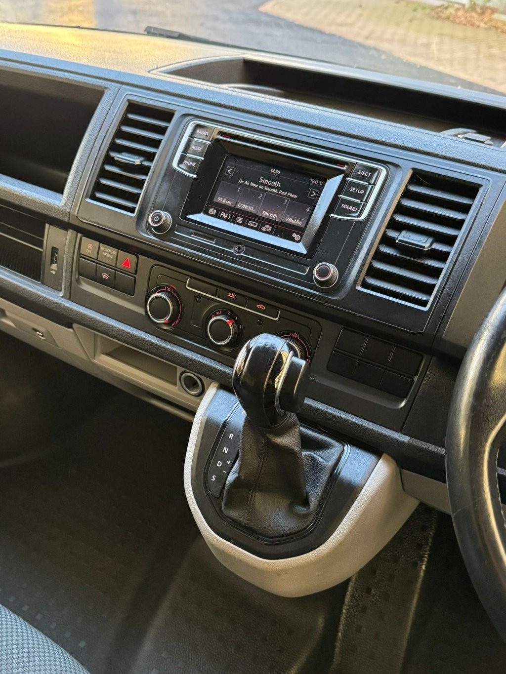 Used Volkswagen Transporter 2019 for sale - 77188802: Photo 18