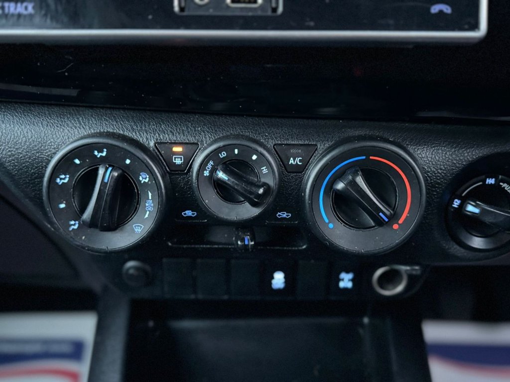 Used Toyota Hilux 2020 for sale - 76962253: Photo 31