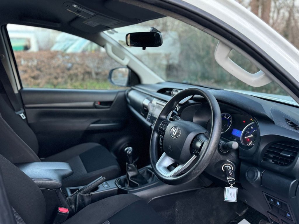Used Toyota Hilux 2020 for sale - 76962253: Photo 33