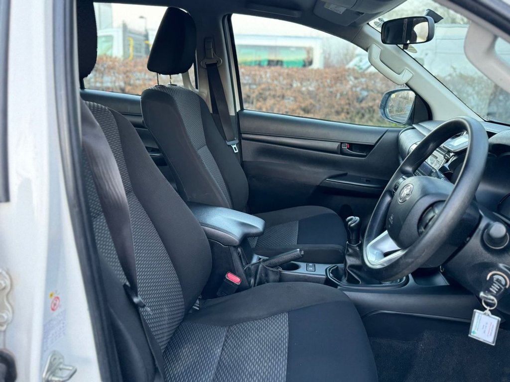 Used Toyota Hilux 2020 for sale - 76962253: Photo 35