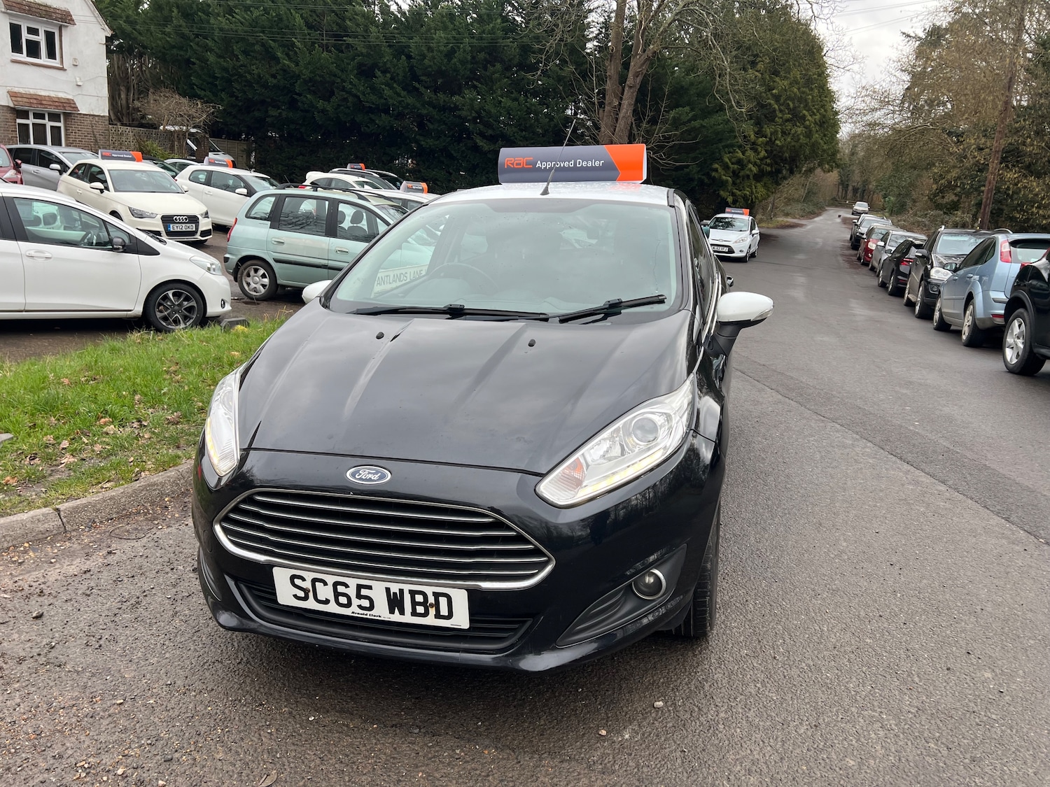 Used Ford Fiesta 2015 for sale - 77631338: Photo 2