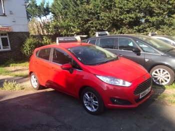 2015 (64) - 1.25 82 Zetec 5dr