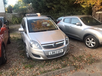 2013 (63) - 1.6 16V Exclusiv MPV 5dr Petrol Manual Euro 5 (115 ps)