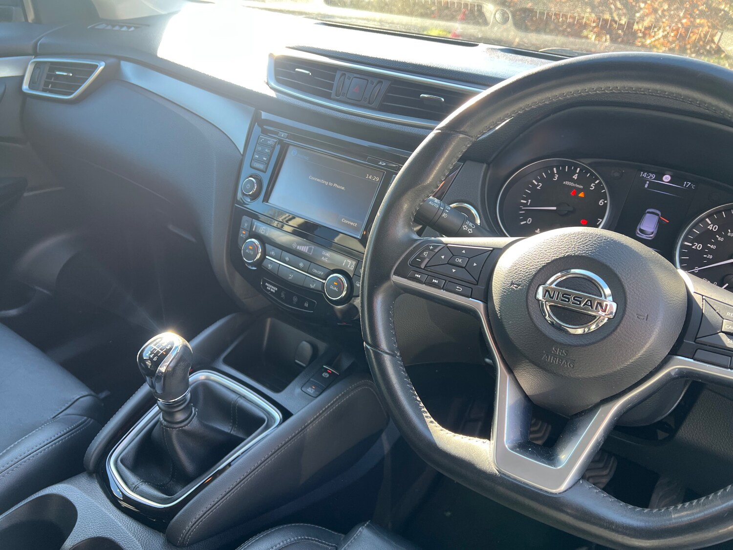 Used Nissan Qashqai 2018 for sale - 77942195: Photo 16