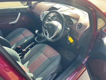 Used Ford Fiesta 2011 for sale - 79567606: Photo