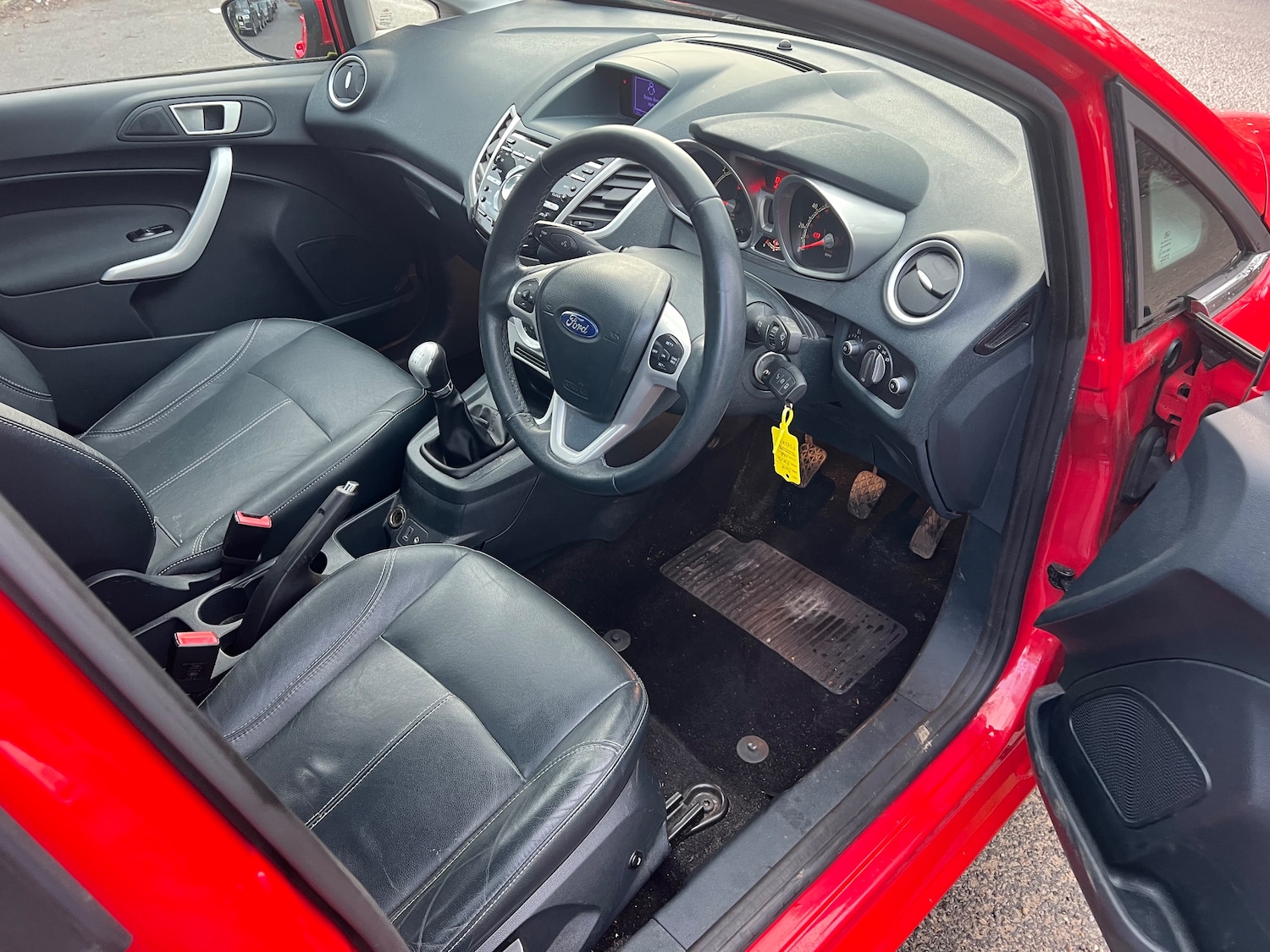 Used Ford Fiesta 2013 for sale - 77239558: Photo 4