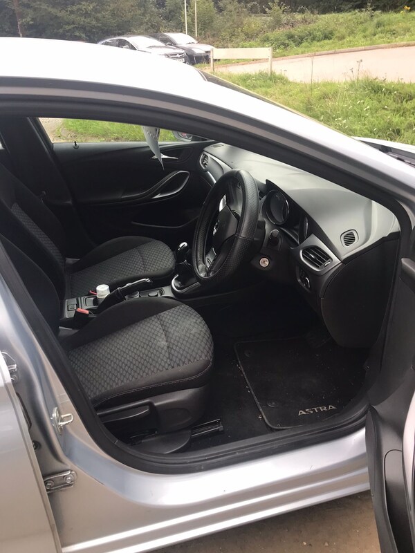 Used Vauxhall Astra 2015 for sale - 76093578: Photo 12