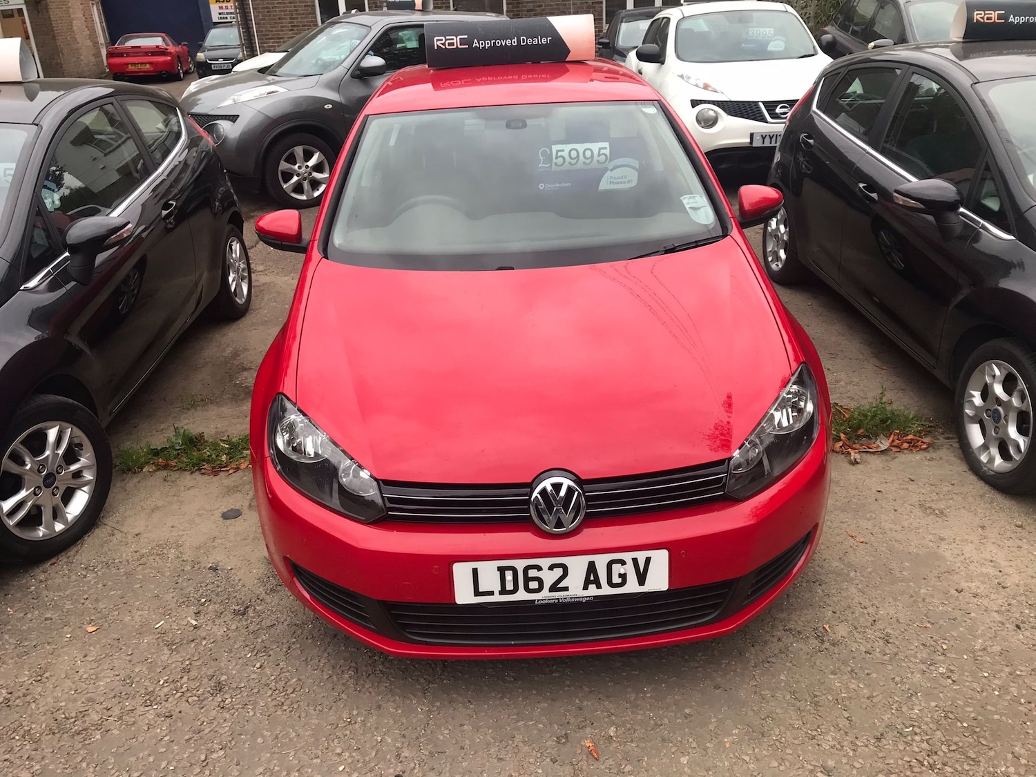 Used Volkswagen Golf 2012 for sale - 76087279: Photo 1
