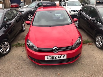 Volkswagen - Golf