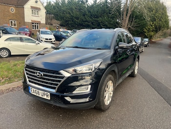 Hyundai TUCSON feature image