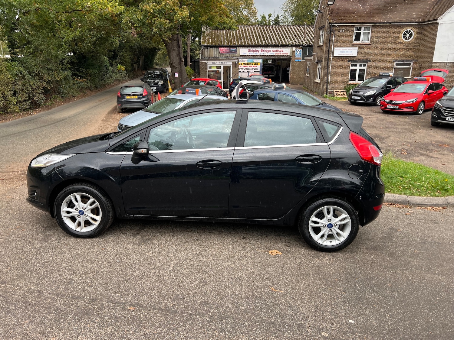 Used Ford Fiesta 2017 for sale - 76376851: Photo 3