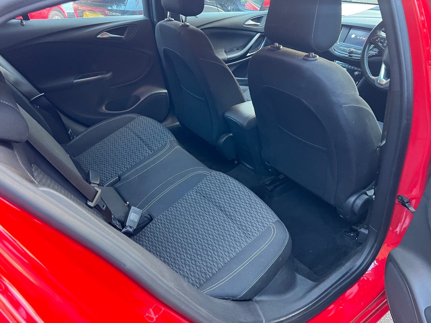 Used Vauxhall Astra 2018 for sale - 76169268: Photo 6