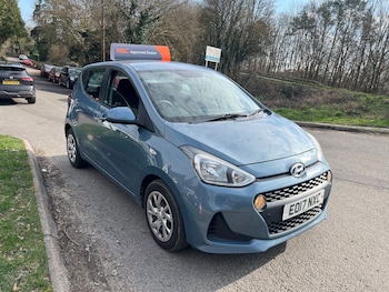 Used Hyundai i10 2017 for sale - 77740148: Photo