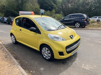 Used Peugeot 107 2010 for sale - 79579092: Photo