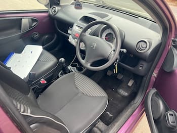 Used Peugeot 107 2013 for sale - 79805745: Photo