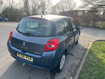 Used Renault Clio 2006 for sale - 77971851: Photo