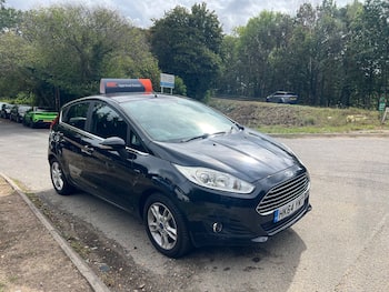 Used Ford Fiesta 2015 for sale - 79749977: Photo