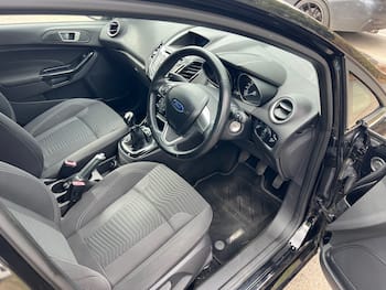 Used Ford Fiesta 2015 for sale - 79749977: Photo