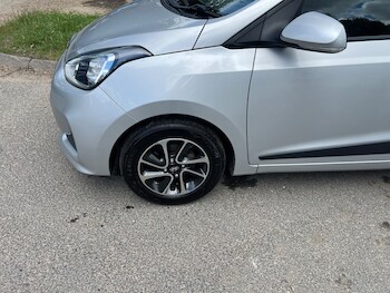 Used Hyundai i10 2018 for sale - 78811850: Photo
