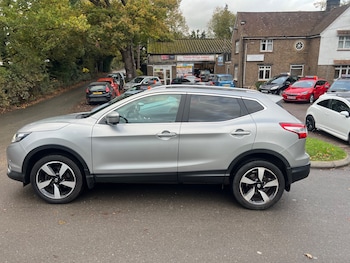 Used Nissan Qashqai 2017 for sale - 76429513: Photo